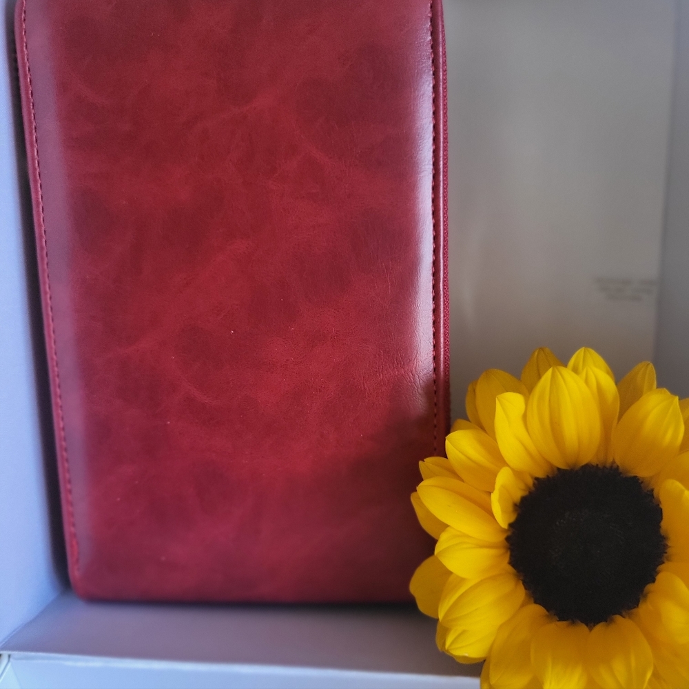 Small womens hanging wallet for cell Phone, cards and more, good soft quality.